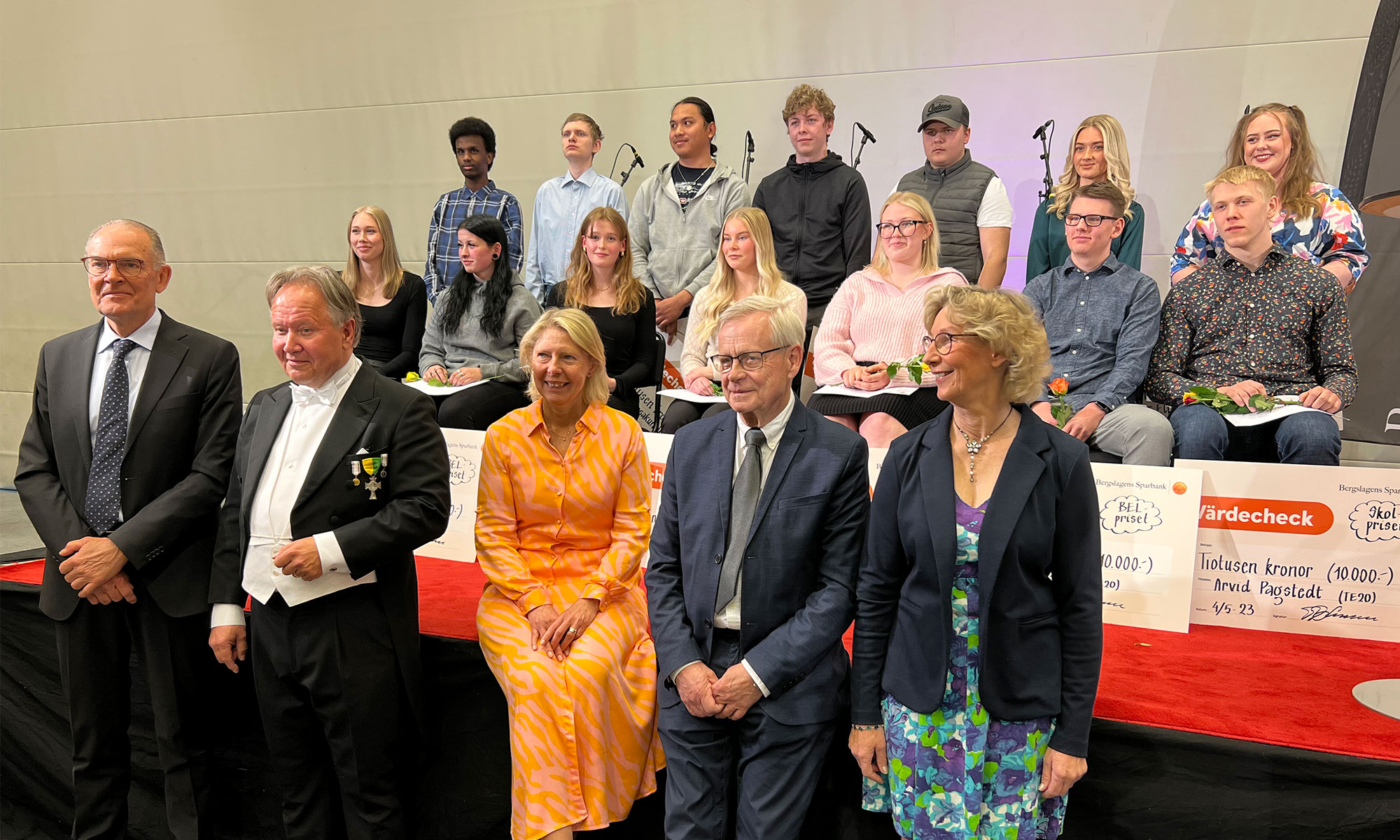 Scholarship holders at the BEL gala in Lindesberg, group photo